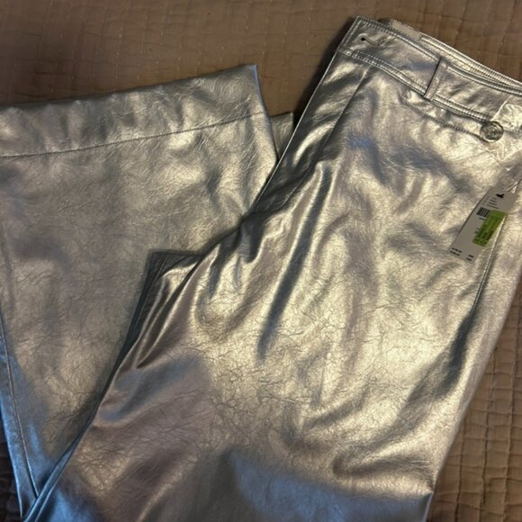 The Colette Cropped Wide-Leg Faux Leather Pants by Maeve SILVER size 30 - Picture 3 of 3
